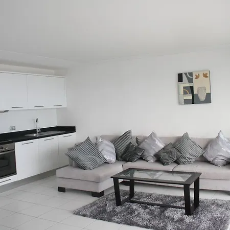 Apartment Horizon Sky Cherry 6 Kıyıkıslacık