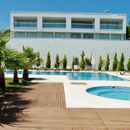 Horizon Sky Cherry 6 Apartment Kıyıkıslacık